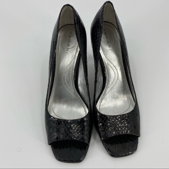 Tahari riddle peep toe square heel - Picture 2 of 6